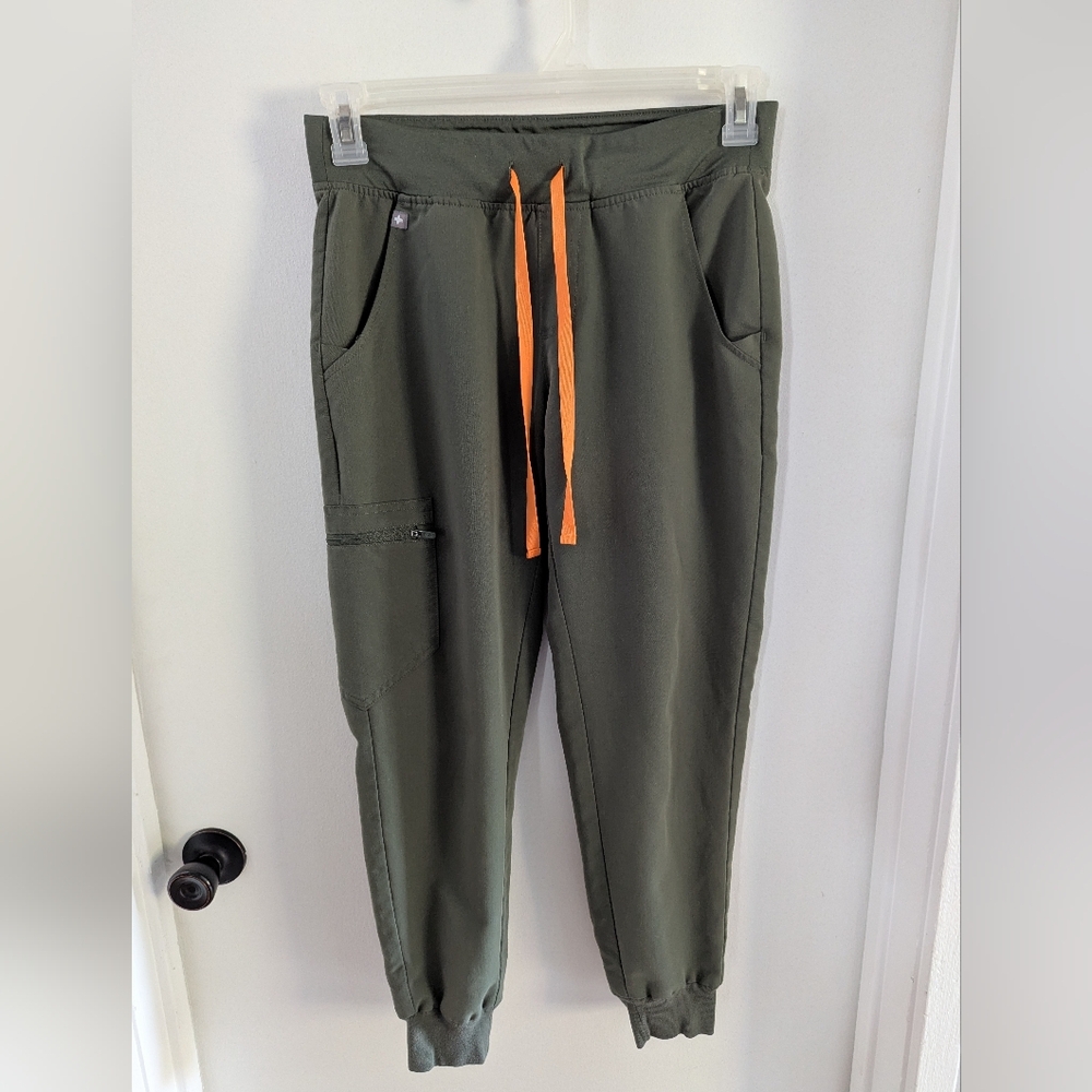 Figs Technical Collection Sage Bottom - image 1